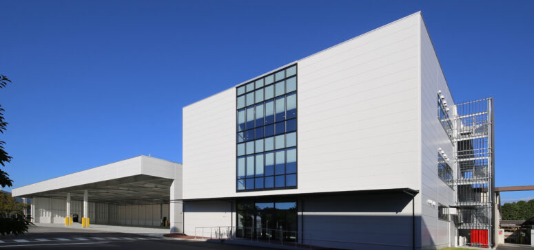 林テレンプ株式会社 本社事業所第2工場 製造ハウス・荷捌き場